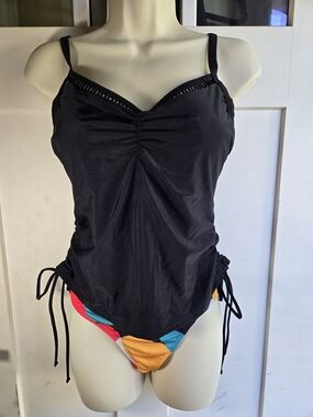 Cupshe Black Swim Bottom with Logo Tag